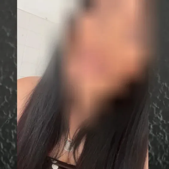 Celina, 29