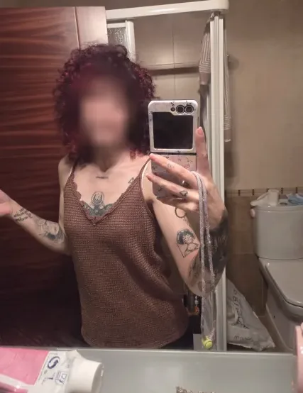 Celina, 36