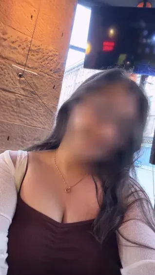 Josefine, 24