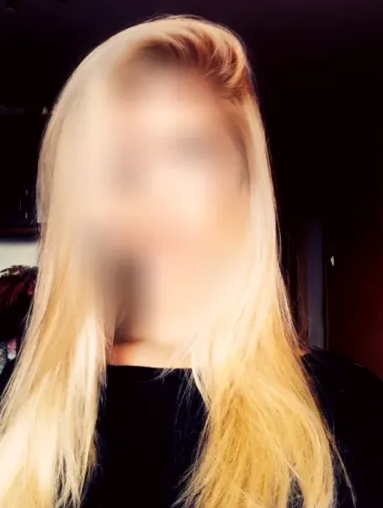 Karoline, 28