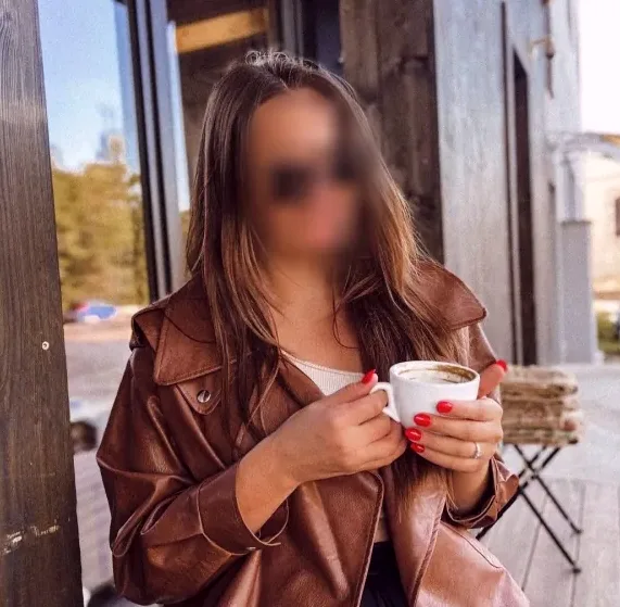 Maiken, 27