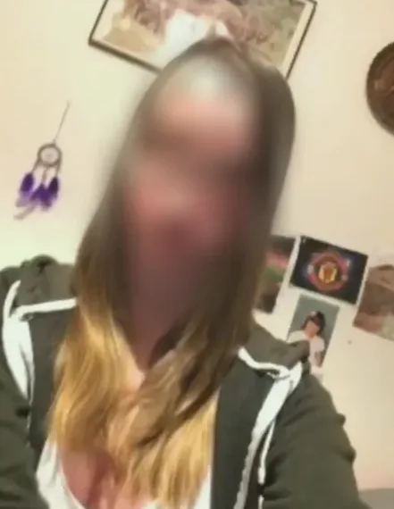 Mariam, 25